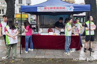 库里半场7中0 出手数平生涯半场0命中时第二多 曾有过8中0